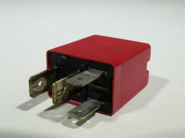 Relais rood 30 Ampere Alfa fiat lancia