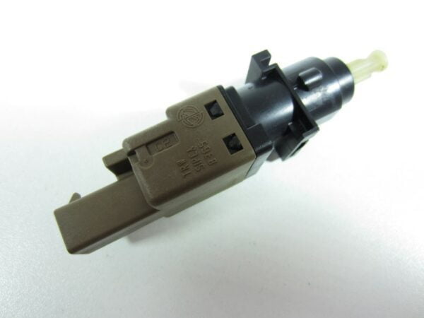 Bremslichtschalter Alfa 147 Fiat Punto II – Bild 3
