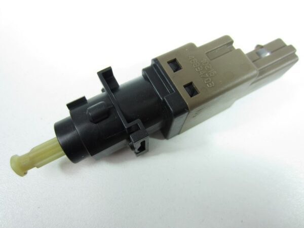 Bremslichtschalter Alfa 147 Fiat Punto II