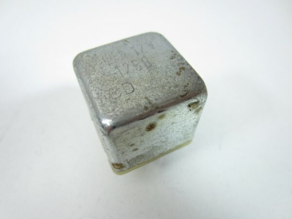 Argent Relay Control Éclairage Lancia Thème Fiat Croma – Image 2