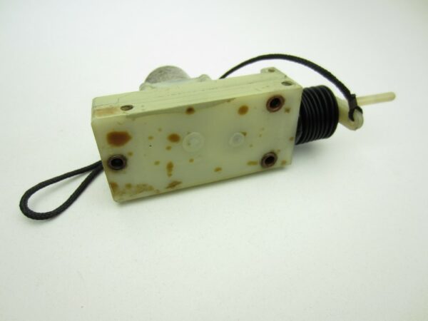 Motor tankklep ontgrendeling Lancia Thema I - Afbeelding 3