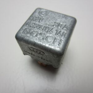 Relè argento 30A Fiat Lancia Alfa Romeo BOSCH 0 332 014 140