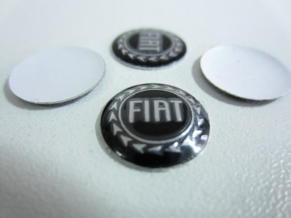 Logo chiave Fiat per Stilo Punto II 500 Grande Punto (imitazione) 2 pezzi NUOVO
