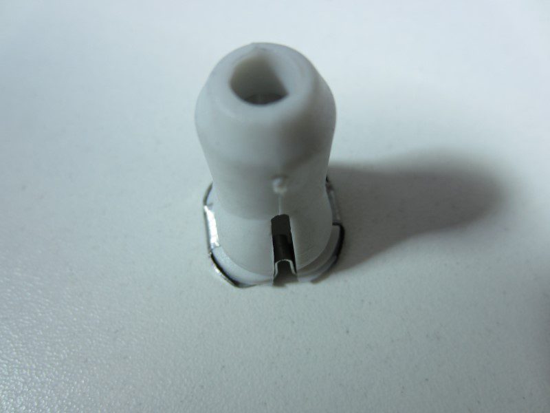 Garde-boue de montage de prise Lancia Delta HF Integral Top -NOUVEAU- – Image 2