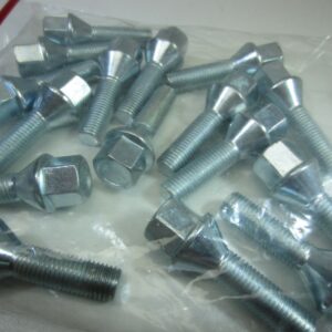 Set 16 bulloni ruota lunga Fiat Grande punto -NEW-