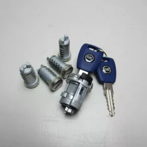 Set serratura meccanica con 2 chiavi Fiat Punto 1