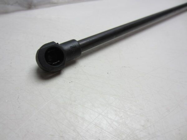 Gasveer achterklep Lancia Y10 - Afbeelding 3