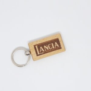 Portachiavi in legno con logo Lancia inciso '70