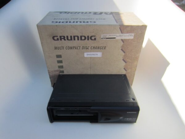 CD wisselaar Grundig Fiat Marea Nieuw origineel