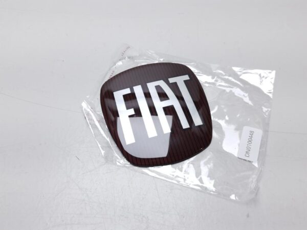 Reparatie binnendeel logo Fiat rood Doblo Ducato 2011 (l)