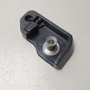 Verrouillage de la serrure de porte droite de la Lancia Delta Integrale V=A